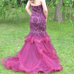 Mermaid-Style Prom Dress